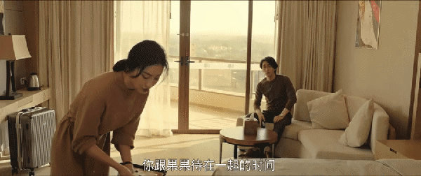 车晓|刚上映的《人蛇大战》,飙升榜第一,怕蛇者误入,满屏都是蛇