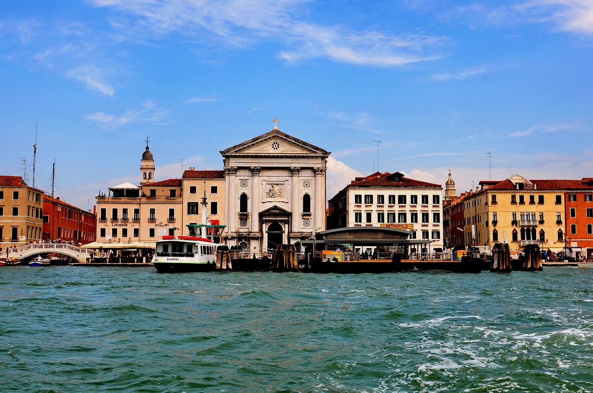 |全球公认最美的十个风景区,足不出户就能看!