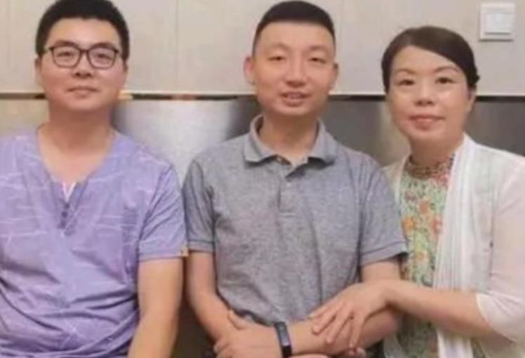 姚策|想姚策了？熊磊二审后再度更新社交平台，晒出一家三口名字太惆怅