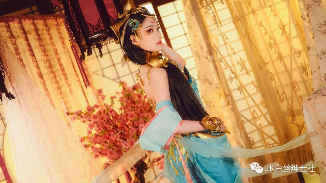 杨玉环|cos：王者荣耀杨玉环风华霓裳cos正片@君珺