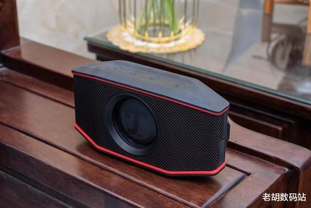 中興|德斐爾小魔盒RocksterGo體驗：12小時續航，頂級低音，高級享受