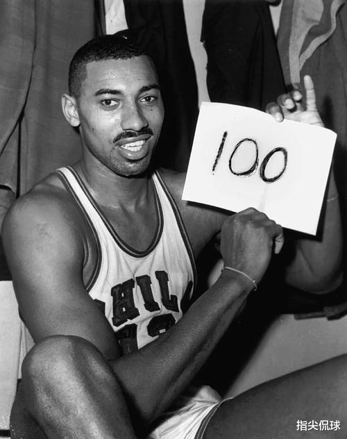 賈巴爾|生涯場(chǎng)均不足25分，賈巴爾為何能拿38387分？老詹超他還需多久？