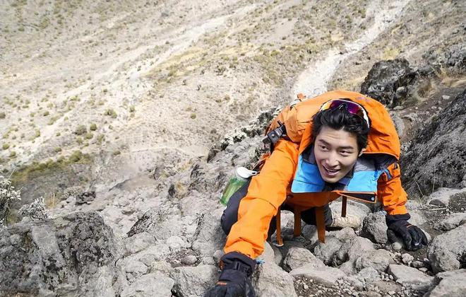 庾澄庆|“豪门女婿”窦骁的12年成名史,和他的5个绯闻女友