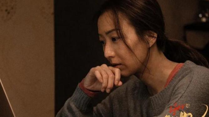 世间有她|《世间有她》：是在2022年上映的一部电影，故事内容特别感人