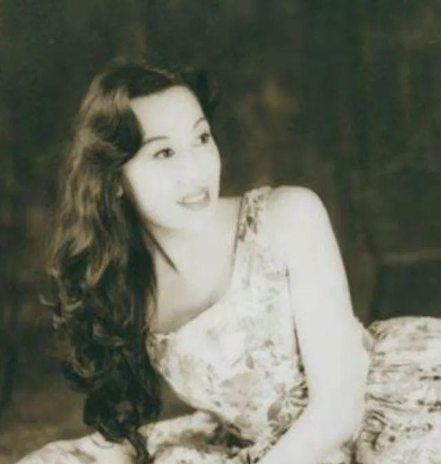 吴倩|中国大陆第一位“变性人”：比金星早12年，手术仅花费240元！