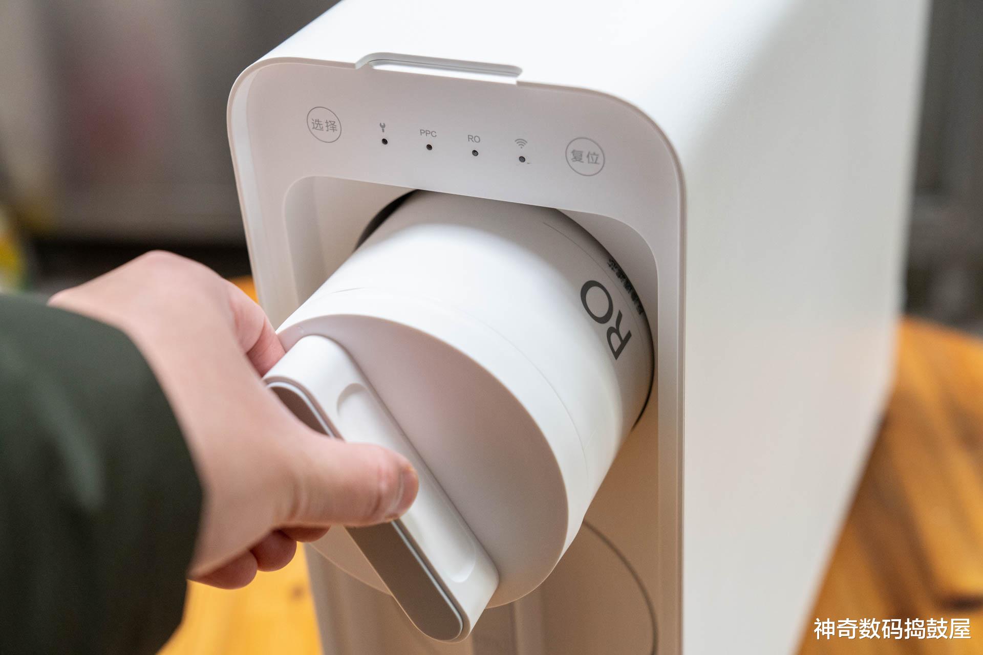 净水器|家里厨房选择即开即的热净水器,能有多方便?小米即热净水器Q600