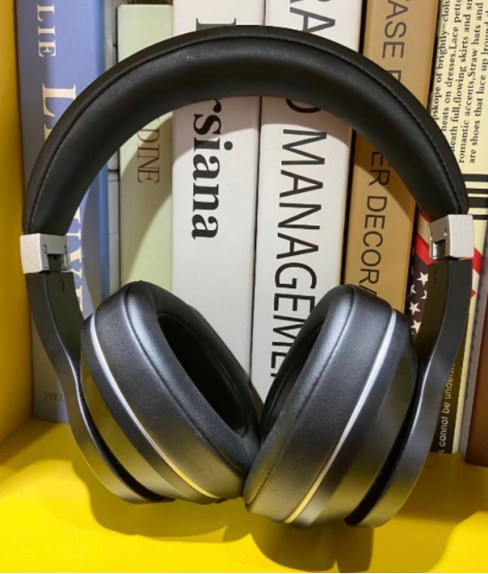 耳机|头戴HiFi耳机选什么好，耳罩越大并不会带来更好的音质