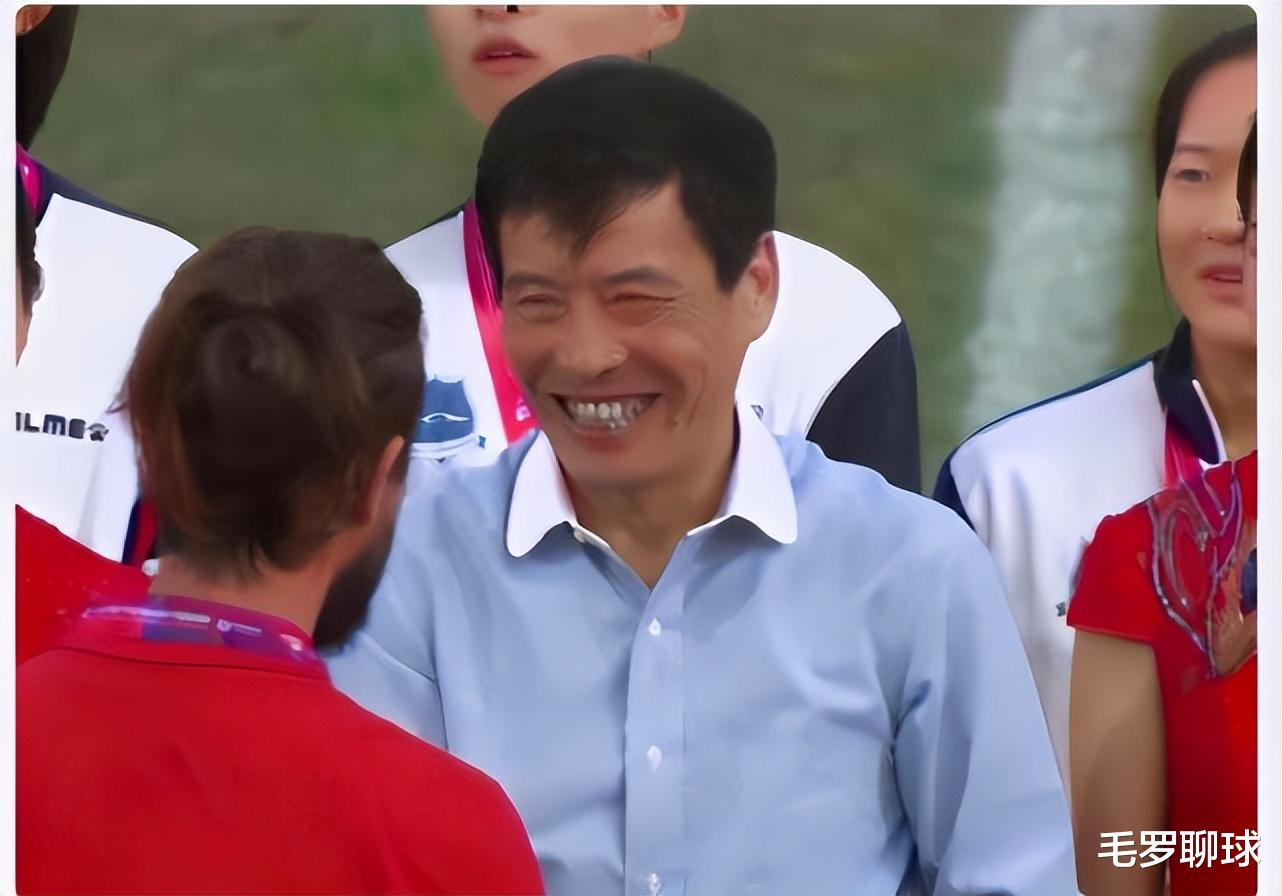 张琳芃|许家印反悔了，硬钢陈戌源！想要国足队长张琳芃？没转会费不放人