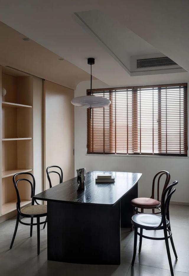 女教师一家三口114㎡的家，去除所有雕饰，简洁不简单满分，舒适度