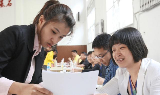 招聘|“国税局”迎来招聘,本科学历起步,上岸后带“编制”,要把握住