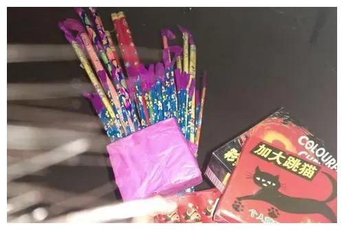 解禁烟花燃放,鞭炮齐鸣,重拾人间烟火味的新年,再忆童年