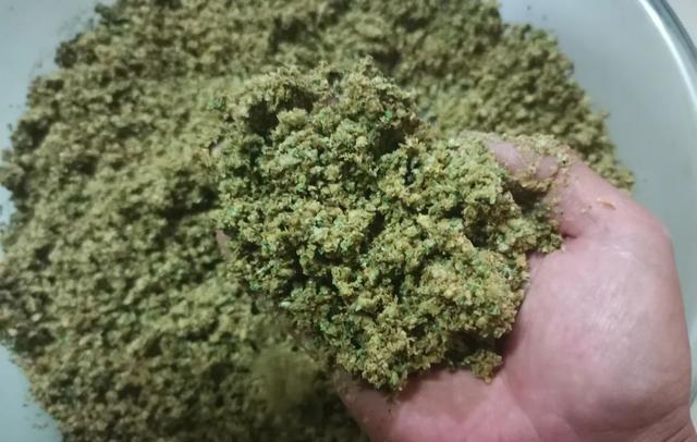 |草鱼是钓底还是钓浮？别被大师带偏了，野钓要这样做才不会空军