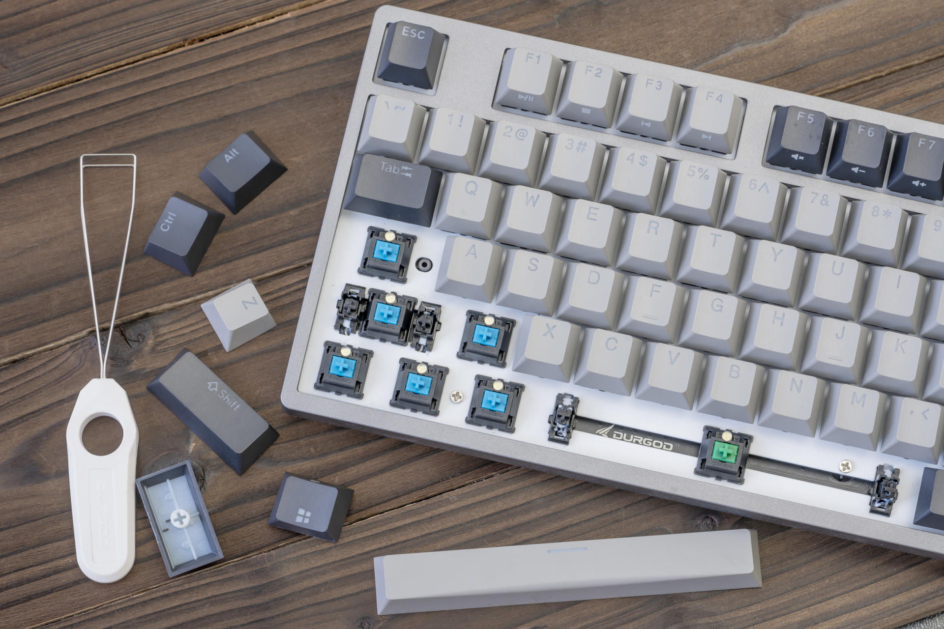 |外观复古,手感上乘-杜伽K320白光版使用体验