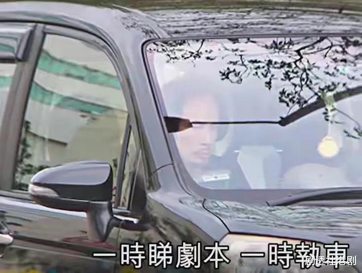 TVB|TVB视帝素颜憔悴现身!头顶秃一片现中年危机,与剧里形象反差大