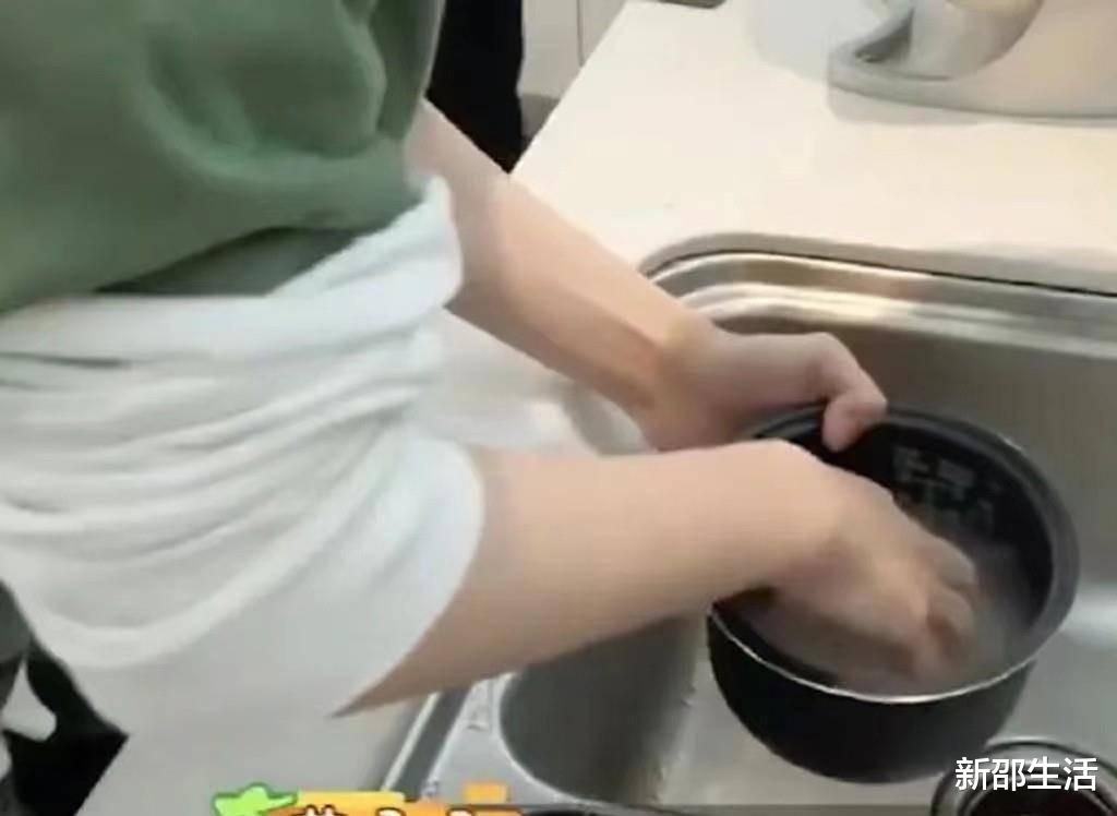 明星|没文化，还敢冒充学霸，这些明星的无知行为，太离谱