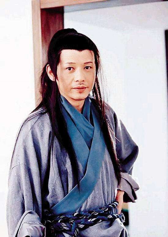 窈窕淑女|央视主持程前：生父在眼前14年从不知晓，去世后才喊了一声爸