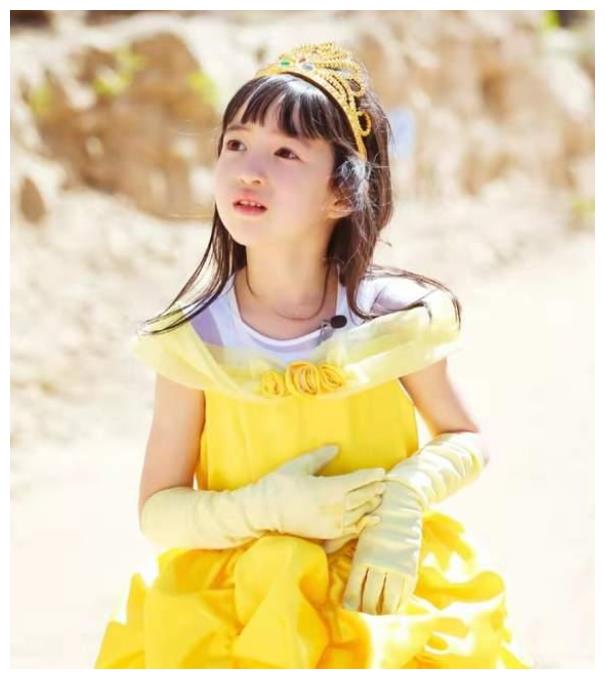 黄嘉千|又一对《爸爸去哪儿》夫妻离婚?女儿夏天已13岁,两人正在打官司