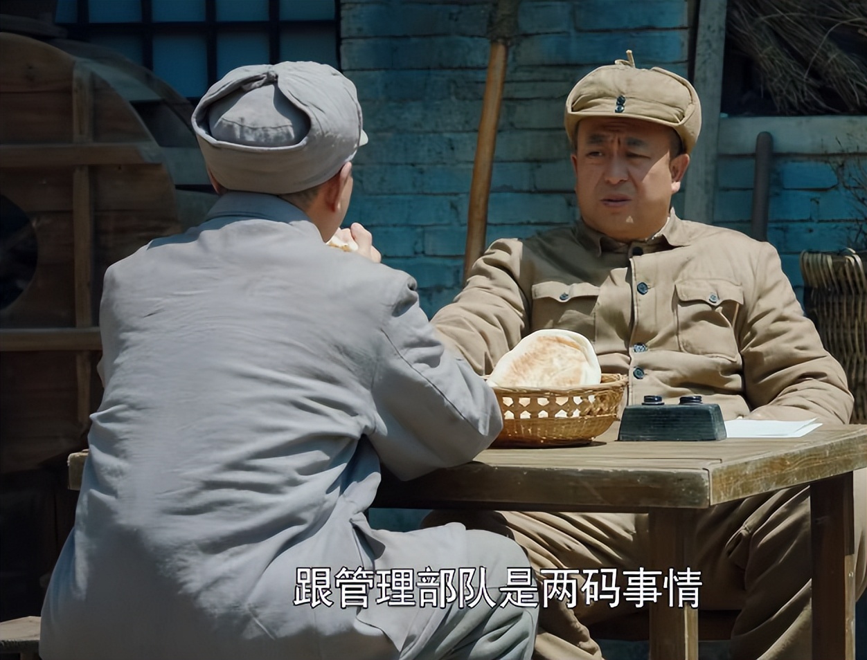 回来的女儿|《破晓东方》和《回来的女儿》各追2集:一个已弃剧,一个看上瘾