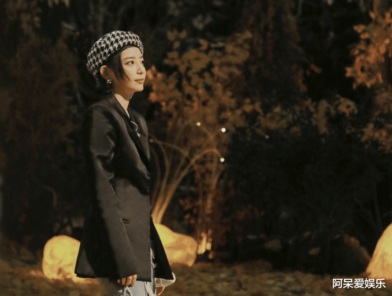 田震|《时光音乐会2》质量下滑，两位浪姐唱完以后，田震的反应太真实