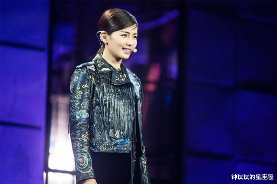 刘涛|刘涛斥300万做了一口牙齿，表面看起来很美，却自曝留下无尽隐患