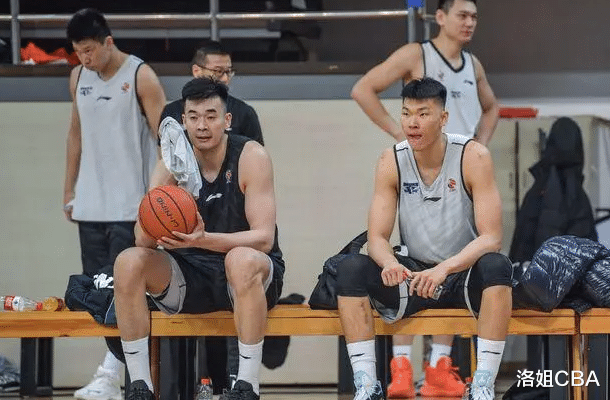 李敬宇|CBA三消息：北京10年内线无忧，郭艾伦小伤不断，李敬宇宝刀未老