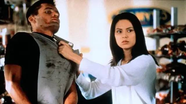 香港|中美合拍奇幻武侠片，投资1.5亿，香港票房惨败，内地无法上映！