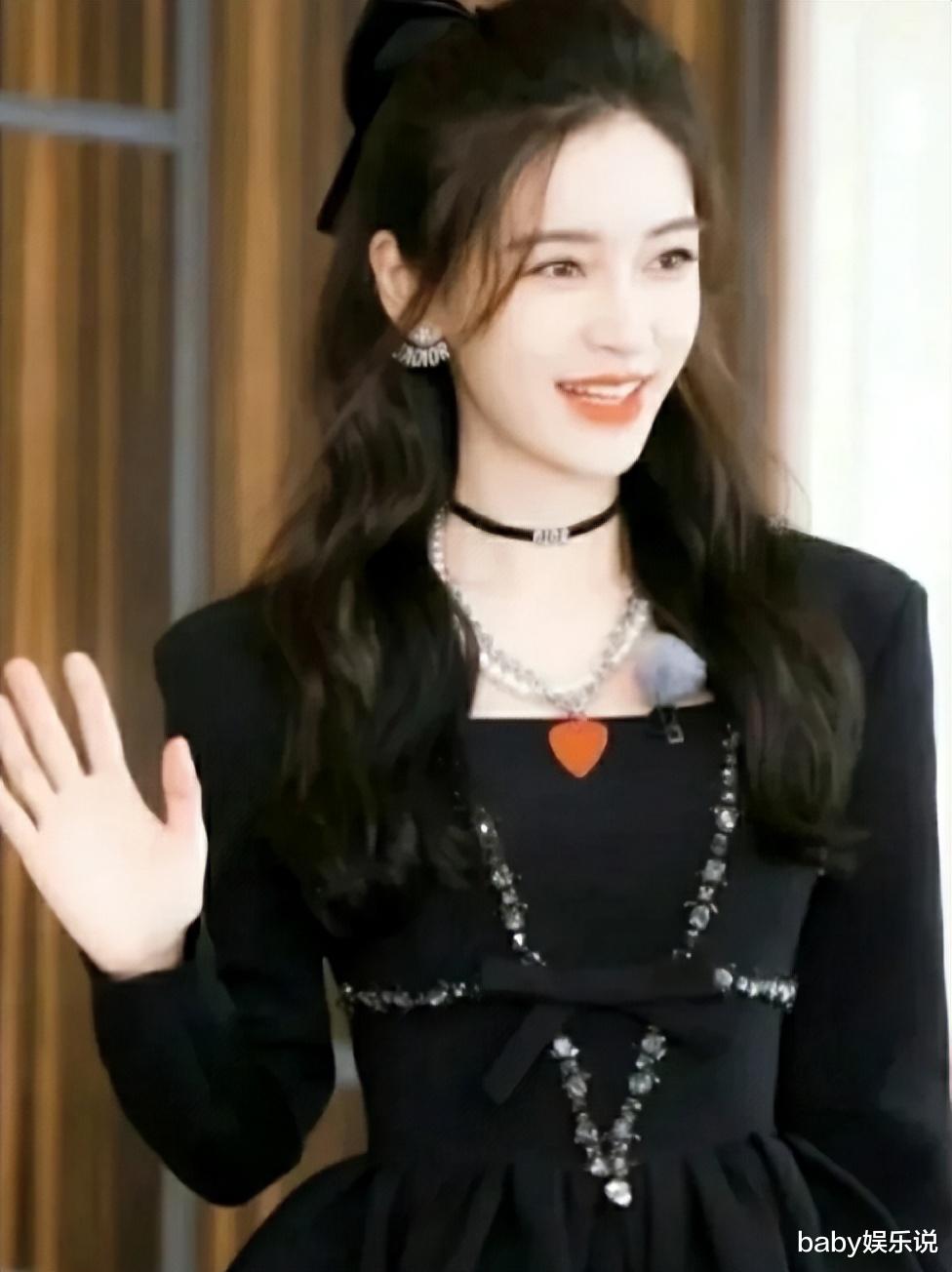 Angelababy|杨颖沦落成这般田地,怪不了别人