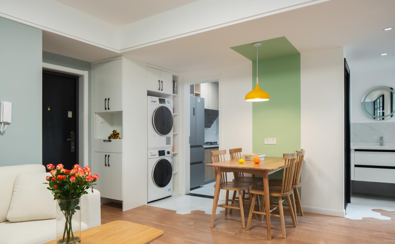 53㎡,她硬是改出了三个房间,完工后还一点不拥挤,太巧妙了