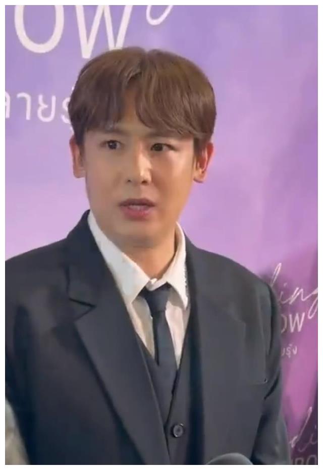 韩国男星约好一起“变脸”？李敏镐李钟硕李栋旭脸肿，尼坤发福