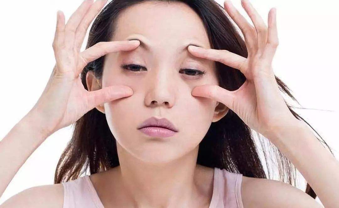 医生|老花眼，看不清东西？分享三个中药，滋补肝肾，还你明亮双眼