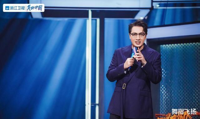 符龙飞|《闪光的乐队》张楚、李玉刚用方言唱歌绝绝子，符龙飞堪称全能艺人