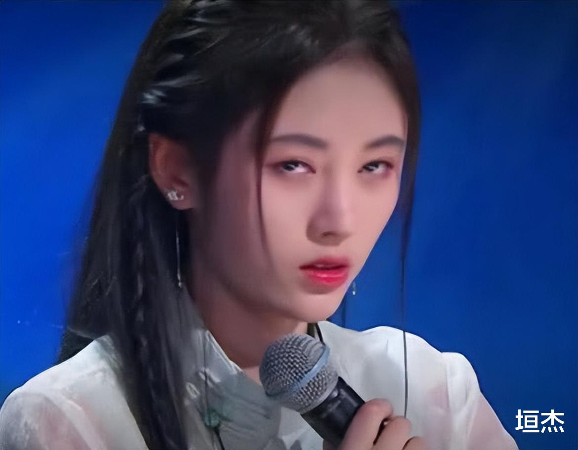 丁太升|一部代表作都拿不出,却高高在上当评委?小丑闹剧如何才能停?