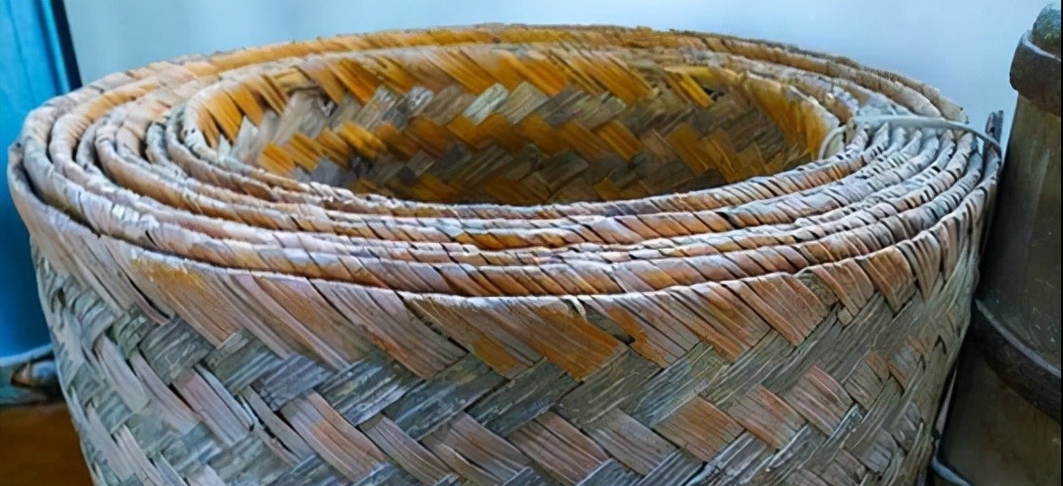 “跌下神坛”的凉席,为什么不受年轻人待见?被时代淘汰谁也躲不过