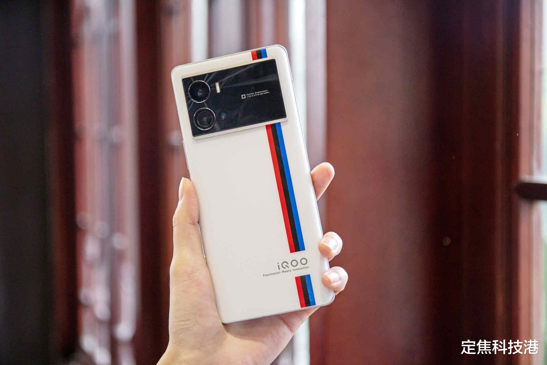 iqoo|iQOO 9 Pro测评:再度呈上顶尖性能表现,视效依旧“天花板”