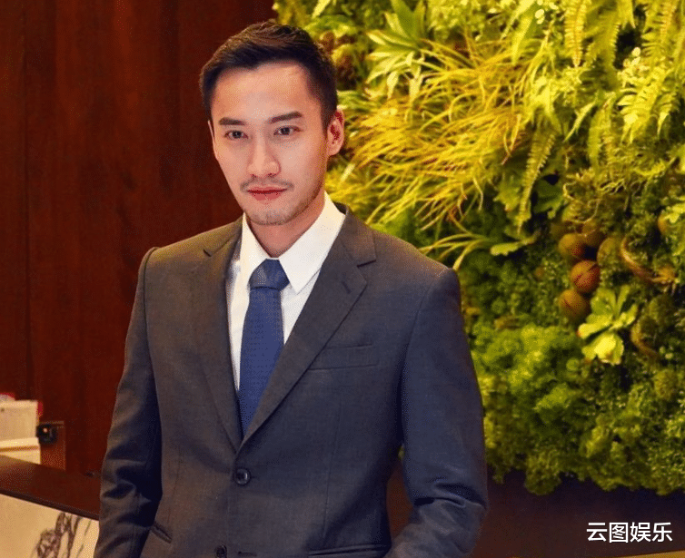 阿娇|赖弘国首晒3婚妻子正面照，美貌出众气质不输阿娇，已怀孕8个月