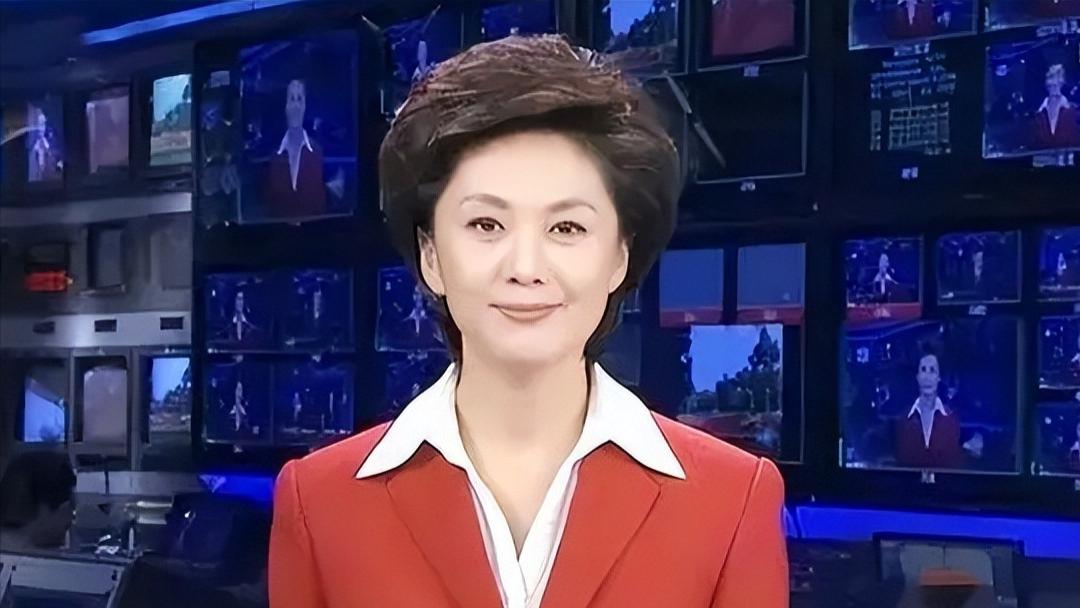 满江红|“央视主持”海霞：嫁大11岁清华教授，22年幸福婚姻背后有泪水