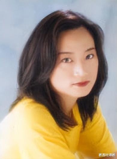 曾慧云|不婚主义!TVB御用师奶与男友拍拖30余年,共识不婚不育只养毛孩子