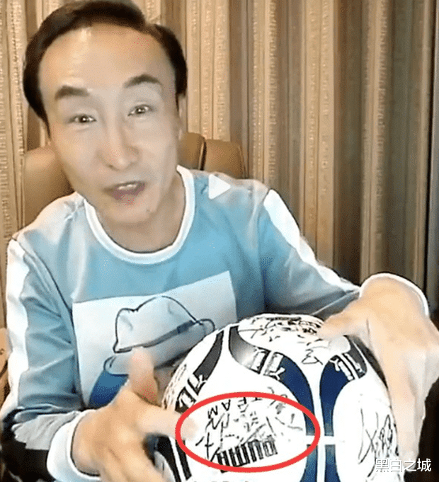 罗梅卢·卢卡库|丢人丢到国外！国足签名球造假引发外媒关注：中国男足还干这事？