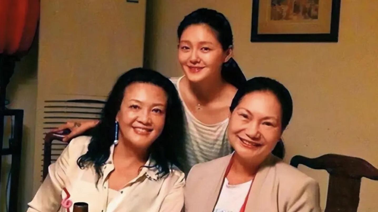 张兰|张兰被网友喊话适可而止，持续爆料已经惹上官司，S妈气急败坏怒斥张兰