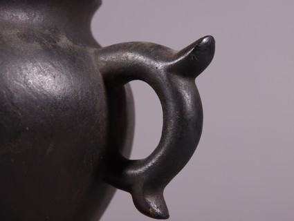 |清 松月侣款铜胎熏炉摆件