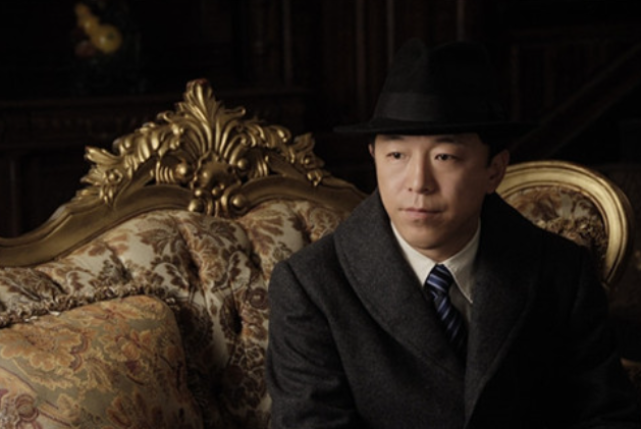 杨紫|“丑角”黄渤和张译,已经走上了截然不同的两条路!