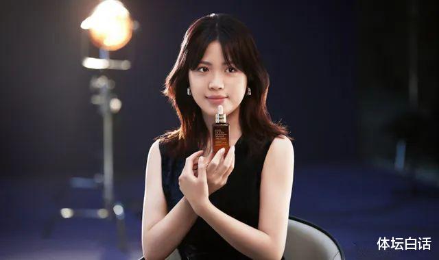 奥运冠军|杨倩新照美到认不出！官宣成为小米代言人，此前发福严重颜值大跌