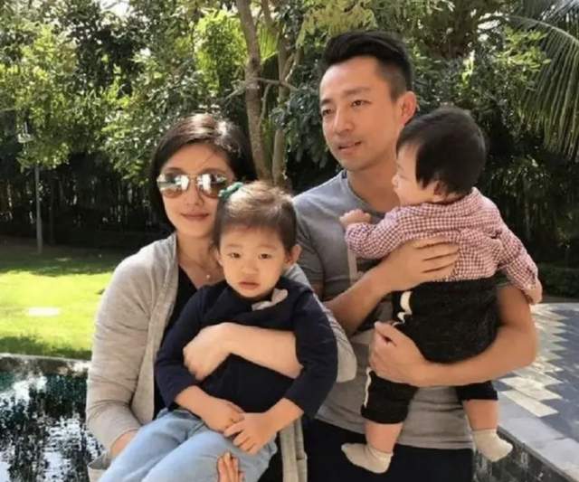 汪小菲|汪小菲发文怒怼亲妈！骂张兰直播蹭热度，证实大S四年前婚内出轨