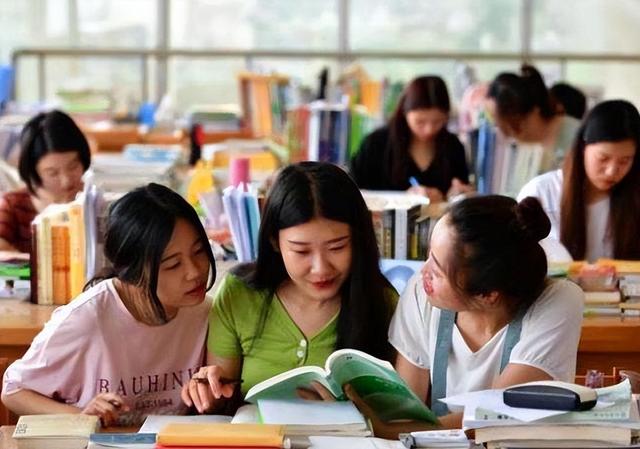 校园招聘|同样都是博士,硕博连读与直博之间差异却很明显,难怪有人会后悔