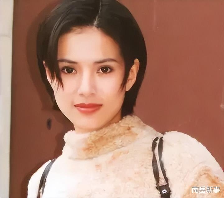 小姐姐|事业有成，感情却十分坎坷的10位中年女星，各有各的苦衷