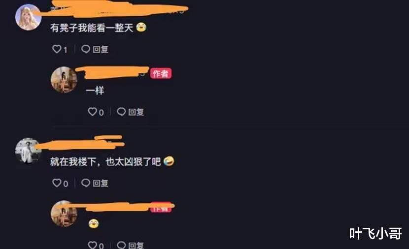 广州:情侣在夜市吵架,吃瓜路人被抓过去挨揍,引起网友热议