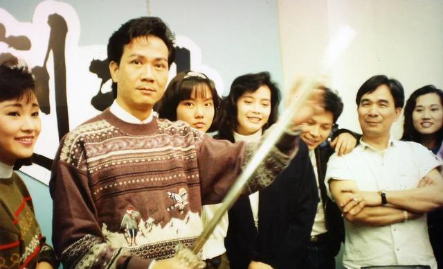 郑少秋|和苗可秀传绯闻，凭“香帅”和郑少秋打擂台，潘志文的一生很精彩