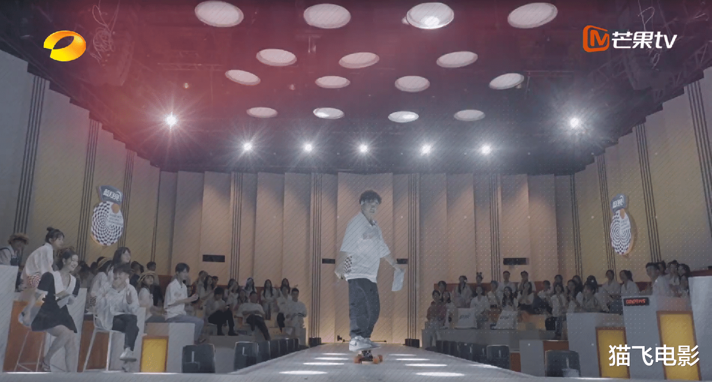 100道光芒|《100道光芒》喻晴：一个人的团队，拿下赛道主理人与百万年薪，让老板“又爱又恨”