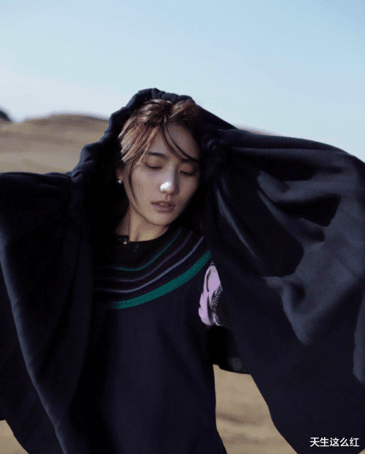 李亚鹏|年过半百的李亚鹏看着比老丈人还老,姑娘你看上他啥了?