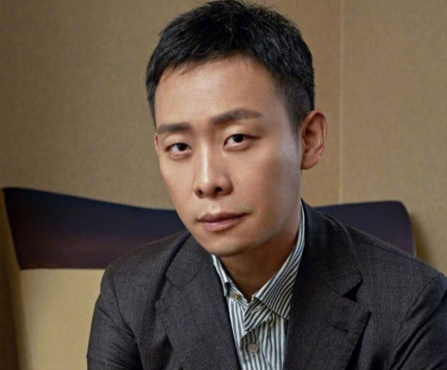 张译|44岁影帝张译代言奶粉引热议，曾表态不代言、不参加综艺！